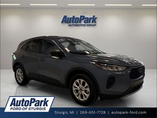Used 2023 Ford Escape Active AWD/4WD video 1