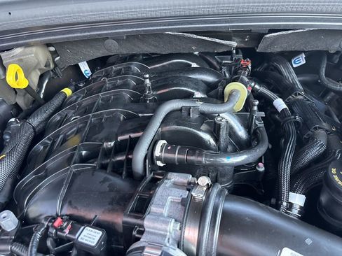 Used 2022 Jeep Grand Cherokee Altitude image 70