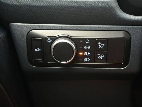 Used 2025 Ford Maverick XL w/ Equipment Group 102A AWD/4WD image 23