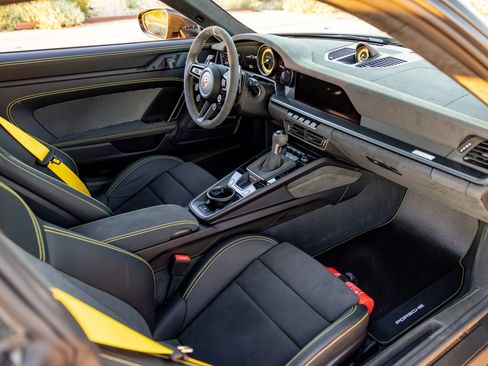 Used 2025 Porsche 911 GT3 RS image 14