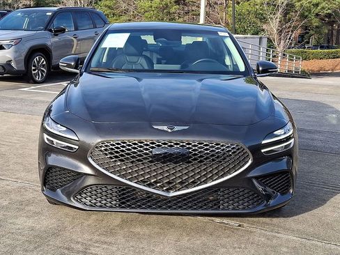 Used 2025 Genesis G70 2.5T image 29