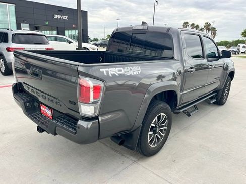 Used 2023 Toyota Tacoma TRD Sport w/ Technology Package image 6