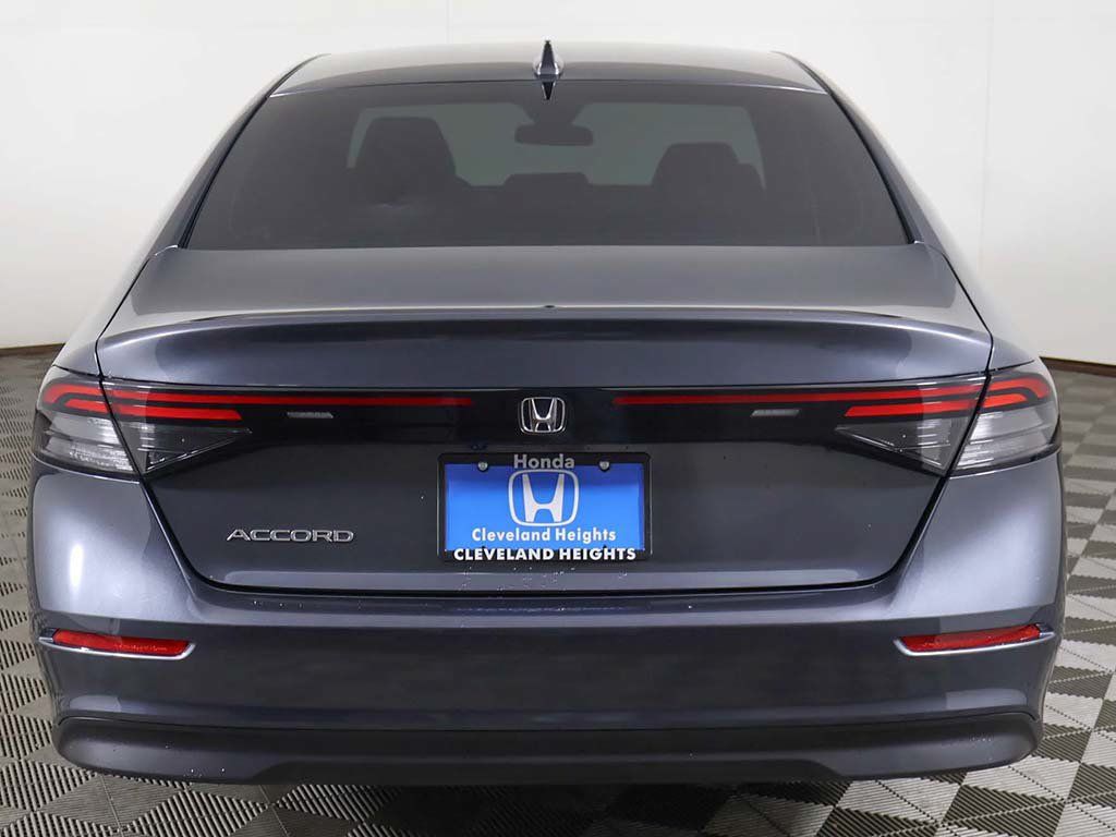 Used 2024 Honda Accord EX image 12