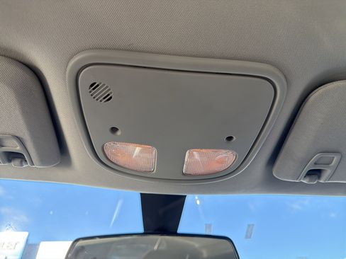 Used 2010 Chevrolet Malibu LT image 18