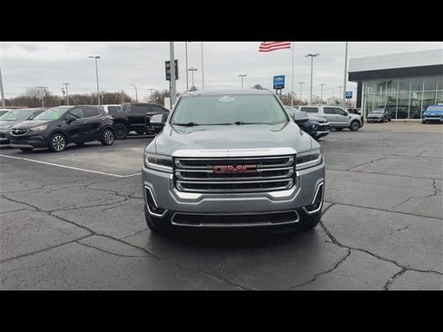Certified 2021 GMC Acadia SLT w/ Preferred Package image 3