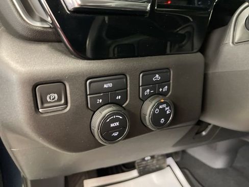 Used 2022 Chevrolet Silverado 1500 LT image 19