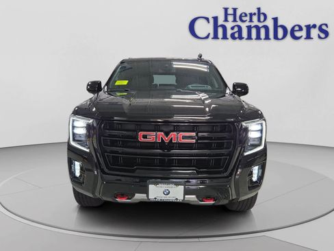 Used 2023 GMC Yukon AT4 w/ AT4 Premium Package AWD/4WD image 2