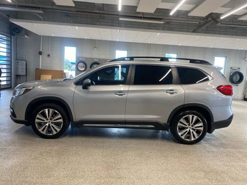 Used 2021 Subaru Ascent Limited w/ Technology Package AWD/4WD image 12
