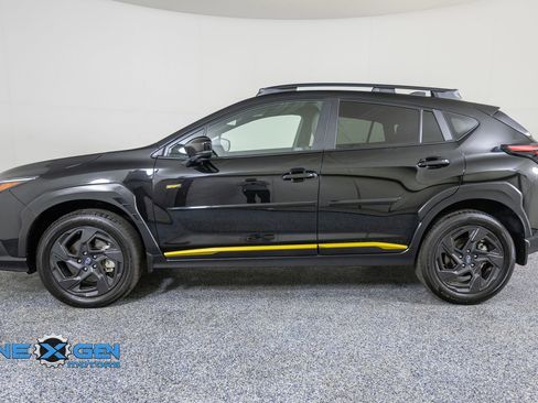 Used 2025 Subaru Crosstrek 2.5i Sport AWD/4WD image 4