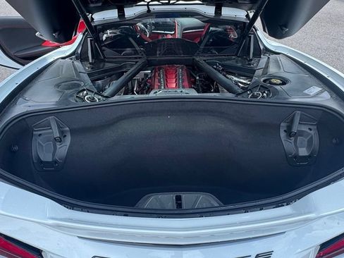 Used 2022 Chevrolet Corvette Stingray Premium Cpe w/ Z51 Performance Package RWD image 22