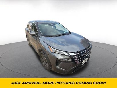 Used 2025 Nissan Rogue SV