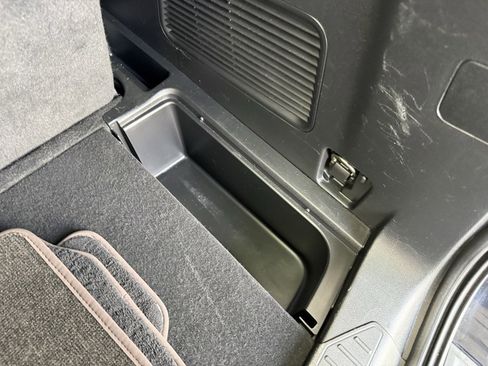 Used 2022 Ford Explorer Platinum w/ Equipment Group 601A image 55