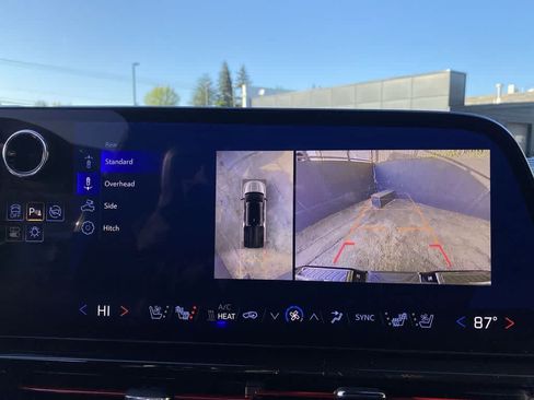 Used 2025 Chevrolet Silverado EV RST AWD/4WD image 24