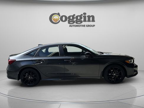 Used 2025 Honda Civic Sport image 7