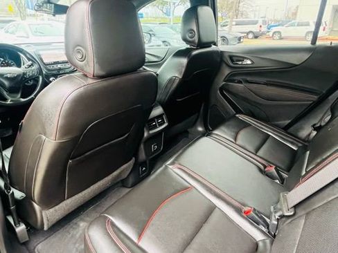 Used 2022 Chevrolet Equinox RS w/ RS Leather Package image 10