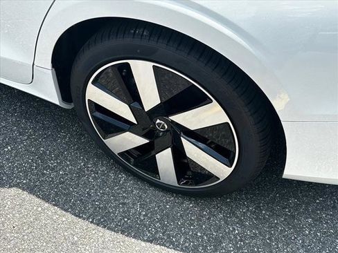 New 2024 Volvo S60 T8 Plus w/ Climate Package image 10