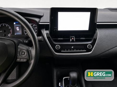 Used 2025 Toyota Corolla LE FWD image 13