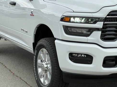 New 2026 RAM 2500 Big Horn AWD/4WD image 14