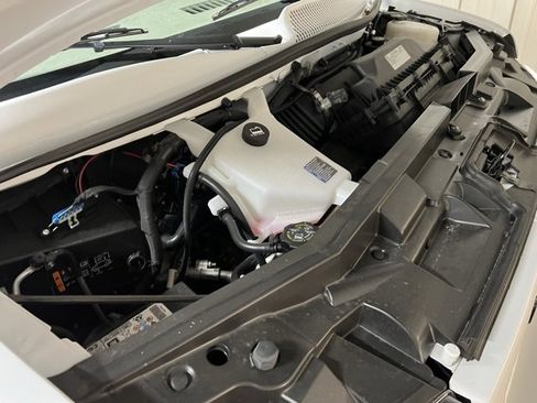 Used 2025 GMC Savana 2500 w/ Driver Convenience Package image 48