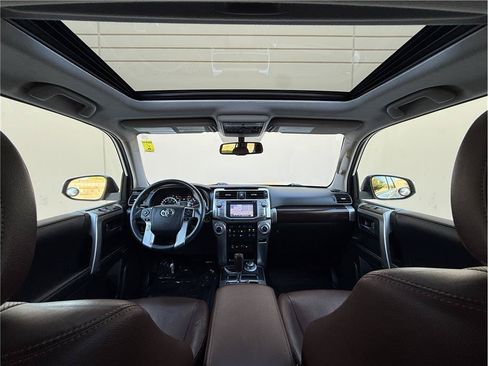 Used 2018 Toyota 4Runner Limited AWD/4WD image 20