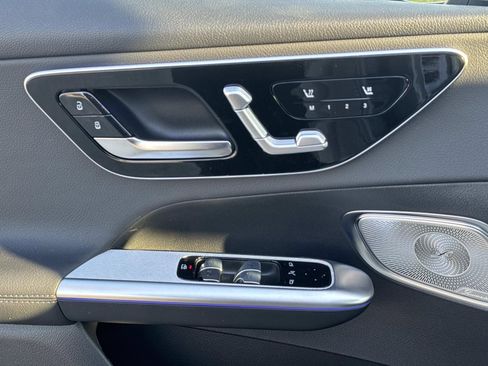 New 2026 Mercedes-Benz GLC 300 GLC 300 image 12