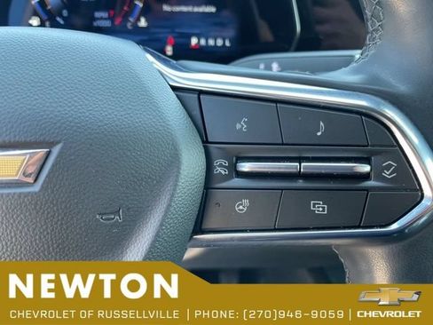 Used 2025 Chevrolet Equinox LT w/ Safety and Technology Package FWD image 16