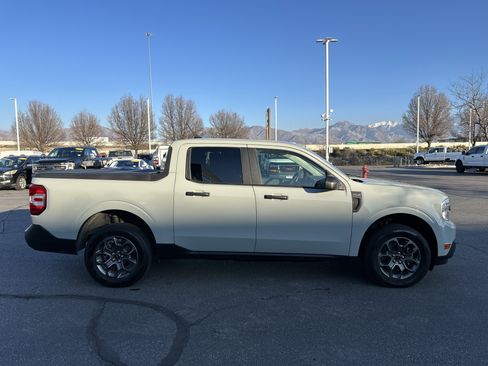 Certified 2022 Ford Maverick XLT image 7