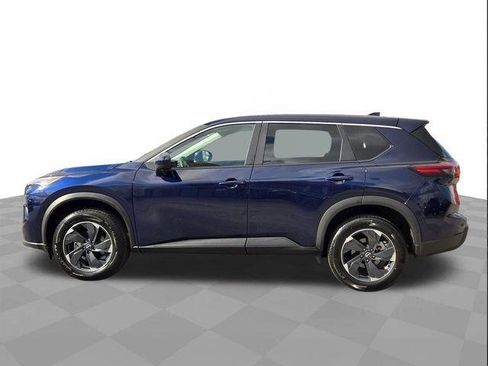 Used 2025 Nissan Rogue SV AWD/4WD image 8