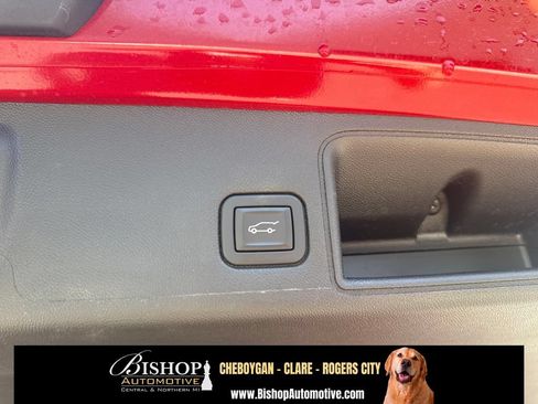 Used 2023 GMC Terrain SLE w/ Driver Convenience Package AWD/4WD image 22