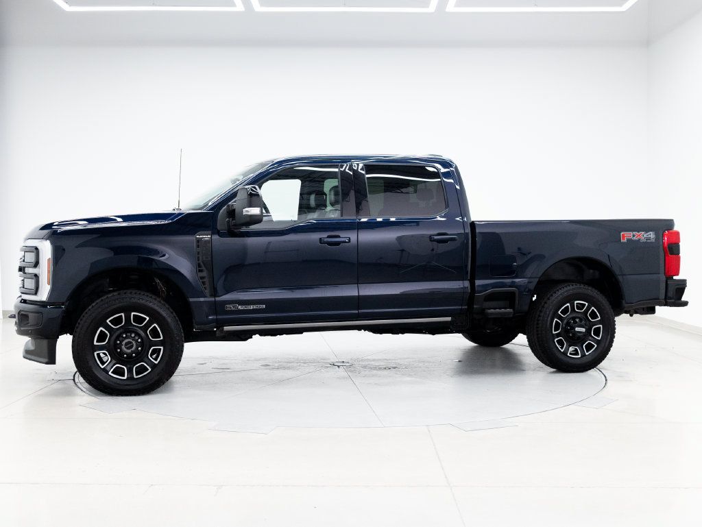 Used 2025 Ford F350 Platinum AWD/4WD image 4