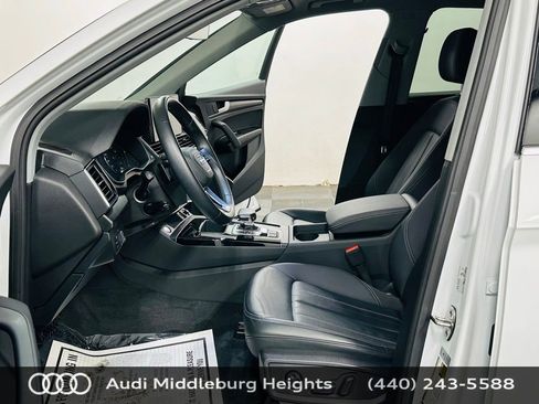 Certified 2023 Audi Q5 2.0T Premium w/ Convenience Package AWD/4WD image 11