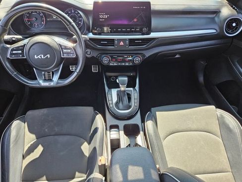 Used 2023 Kia Forte GT-Line w/ GT-Line Premium Package FWD image 9