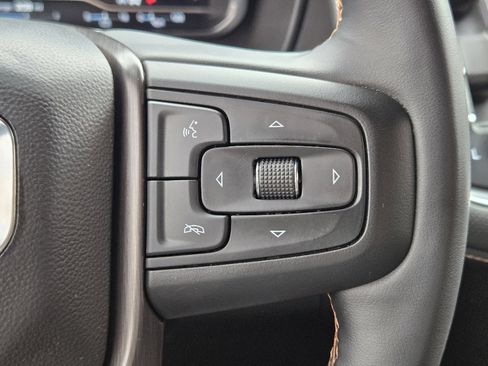 Used 2023 GMC Yukon AT4 w/ AT4 Premium Plus Package image 29