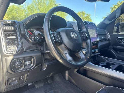Used 2021 RAM 1500 Laramie w/ Sport Appearance Package AWD/4WD image 18