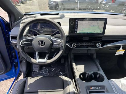 Certified 2025 Honda Prologue Elite image 2