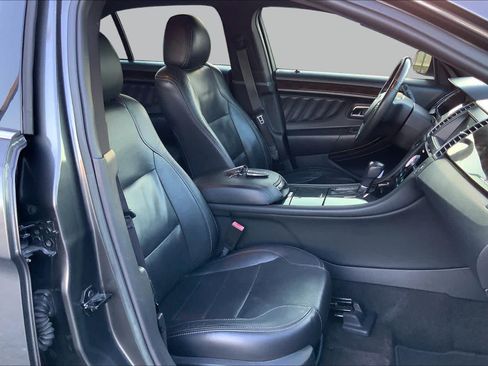 Used 2017 Ford Taurus Limited FWD image 9