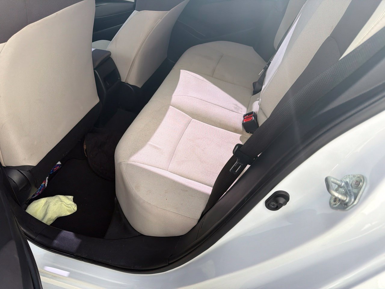 Used 2022 Toyota Corolla LE FWD image 7