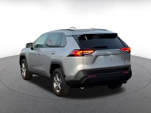 Used 2025 Toyota RAV4 XLE image 14
