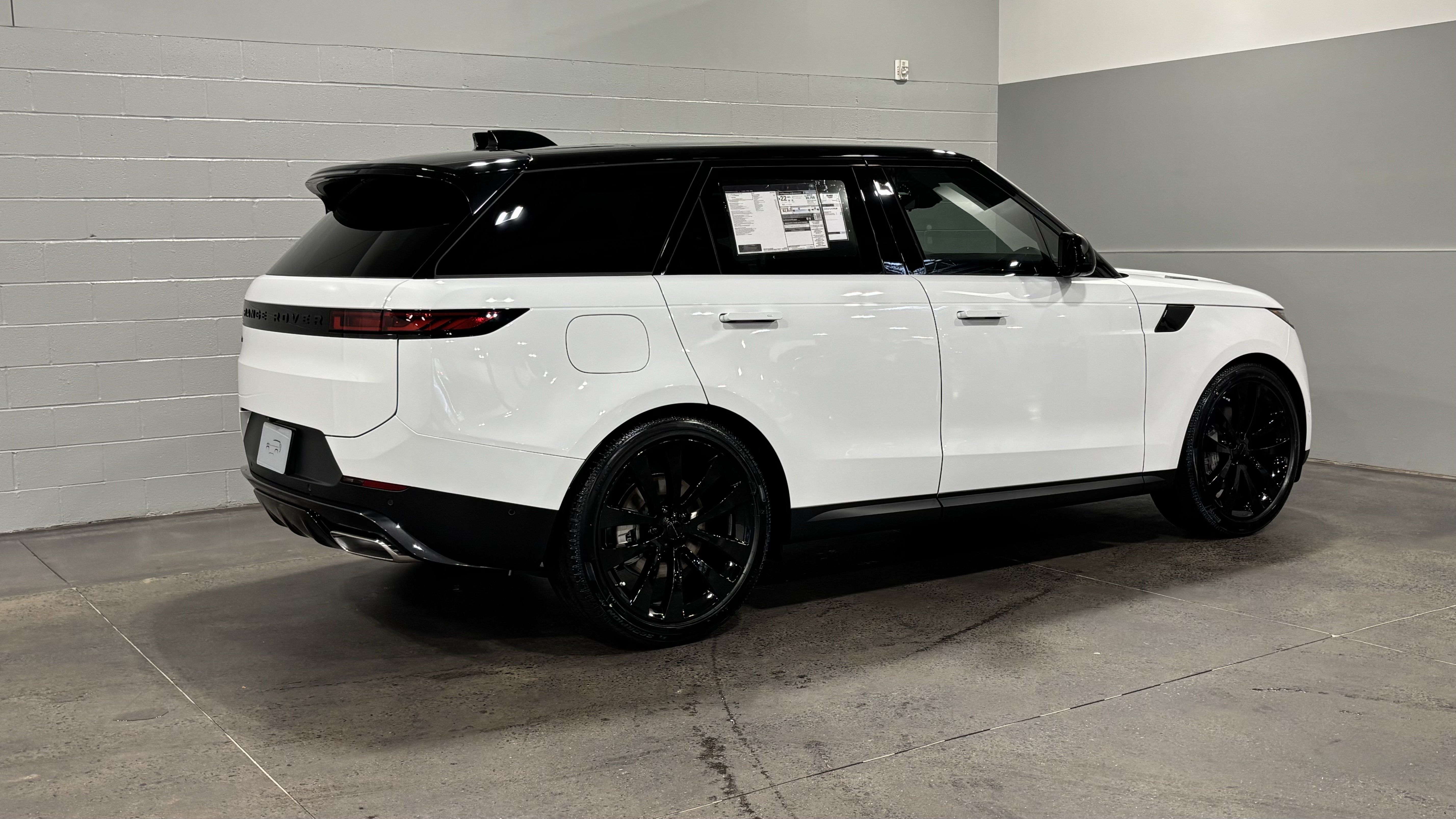 New 2026 Land Rover Range Rover Sport SE AWD/4WD image 2