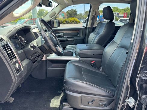 Used 2018 RAM 1500 Laramie AWD/4WD image 13