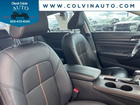 Used 2021 Nissan Altima 2.5 SR FWD image 25