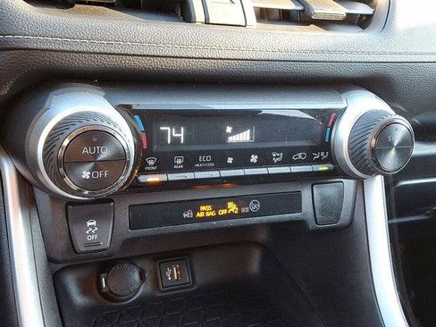 Certified 2024 Toyota RAV4 XLE image 21