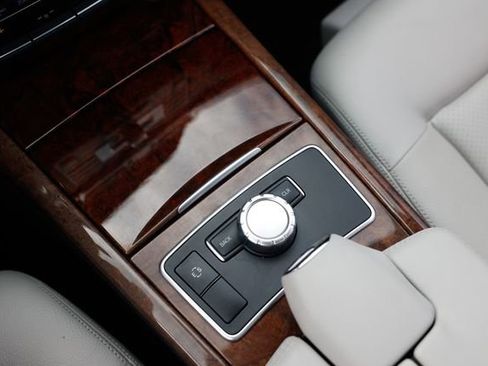 Used 2013 Mercedes-Benz E 350 4MATIC Wagon image 42