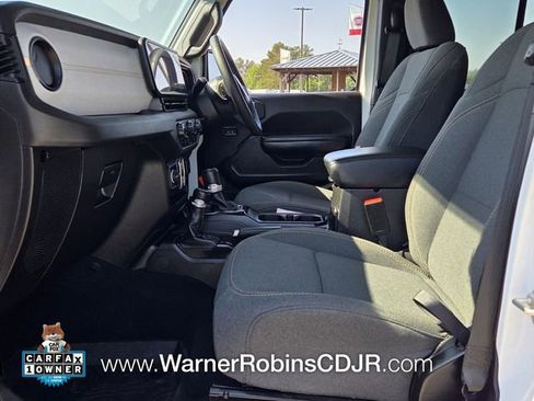 Used 2024 Jeep Wrangler Unlimited Sport w/ Convenience Group AWD/4WD image 5