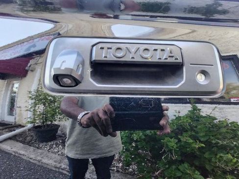 Used 2015 Toyota Tundra 1794 Edition AWD/4WD image 25