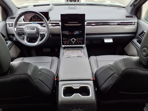 New 2025 GMC Sierra EV Denali image 10