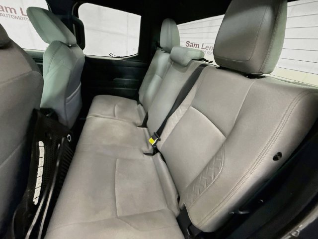 Used 2025 Toyota Tacoma SR5 AWD/4WD image 24