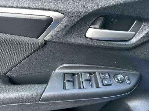 Used 2015 Honda Fit EX image 11