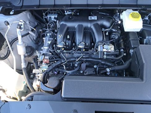 New 2025 Nissan Pathfinder Platinum w/ Lighting Package (N92) image 23