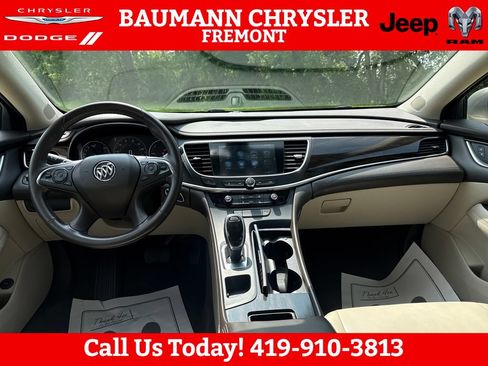 Used 2017 Buick LaCrosse FWD image 12